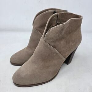 Vince Camuto Franell Suede Almond Toe Ankle Booties Womens Size 7.5 Taupe Zip
